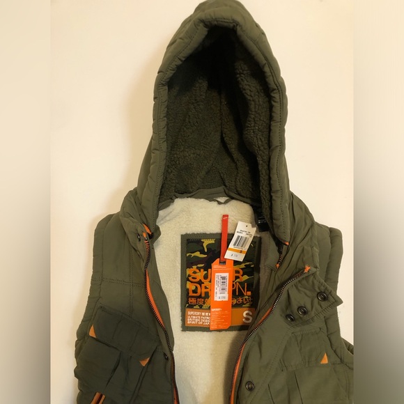NWT SuperDry Men’s Sherpa Lining Detachable Hooded Vest - Picture 3 of 5